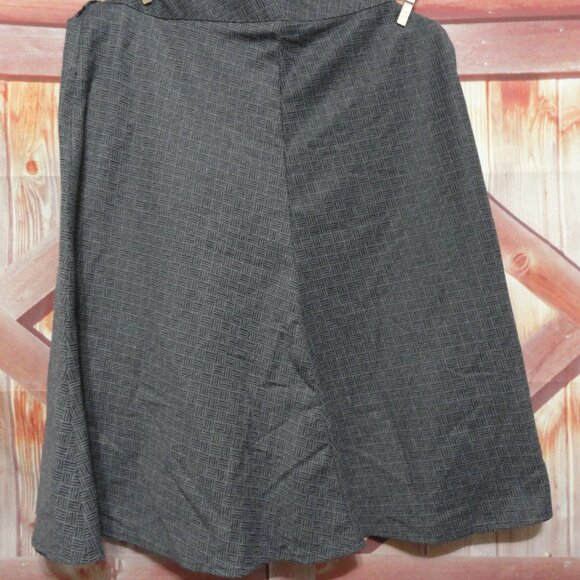 Susan Bristol checker board design skirt NWT sz 14 - Picture 3 of 5